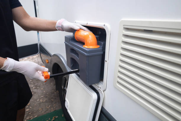 Portable bathroom rental in Evanston, IL